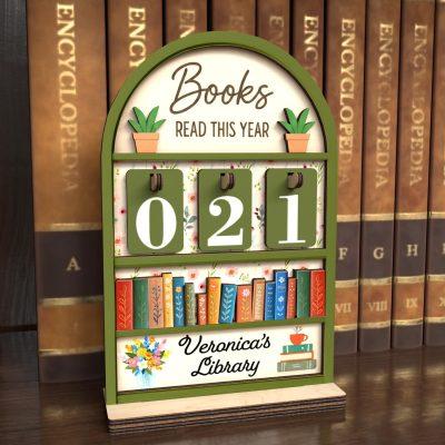 Custom Vintage Book Tracker,Books Read Tracker,Books Read This Year Counter,Book Lover,Library Reading Tracker,Bookshelf Decor,Reader Gift