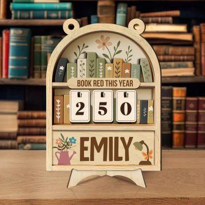 Personalized Book Holder, Books Read This Year Counter, TBR, Gift for Readers, Book Lover Gift, Bookshelf Decor, Gift For Book Club Member 3